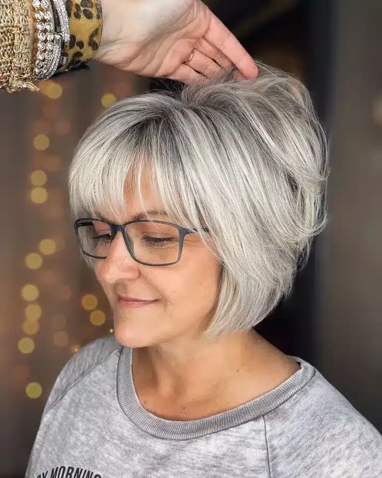 coupe courte femme 50 ans