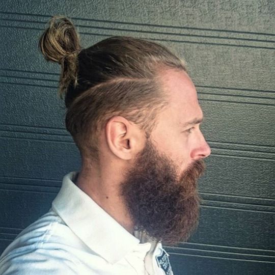 coupe cheveux longs homme samouraï