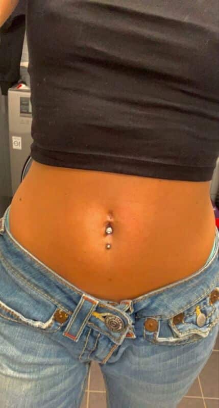 Nombril piercing problèmes