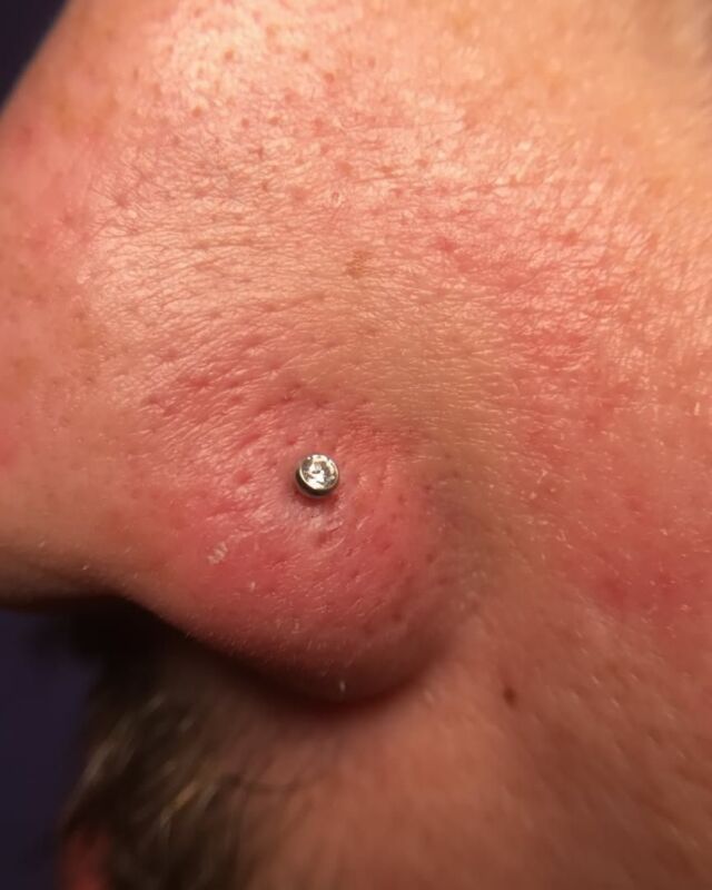 Soins post-piercing nez